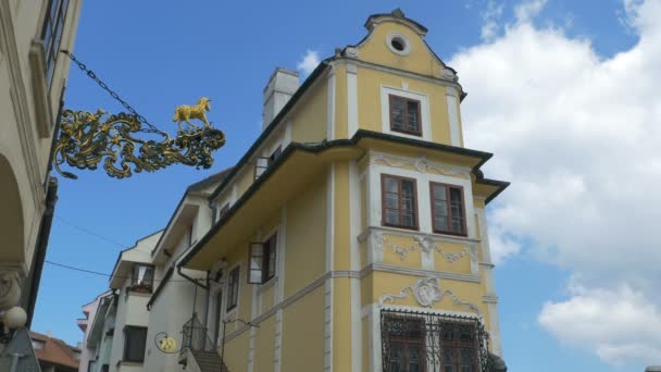 Casa del Buen Pastor en Bratislava — Vídeo de stock