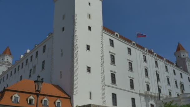 Bratislava slott väggar — Stockvideo