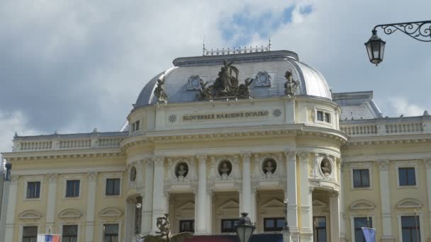 Théâtre national slovaque à Bratislava — Video