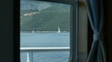  Gemiyle seyahat penceresi görünümü