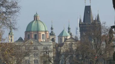 Panorama görüntülemek eski binalar Prag eski şehir, Çek Cumhuriyeti'nin başkenti.