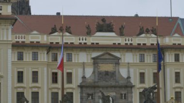 Prag şehir, Çek Cumhuriyeti'nin başkenti Prag Kalesi ana binada.