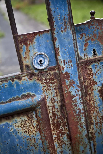 Fechadura de um portão — Fotografia de Stock