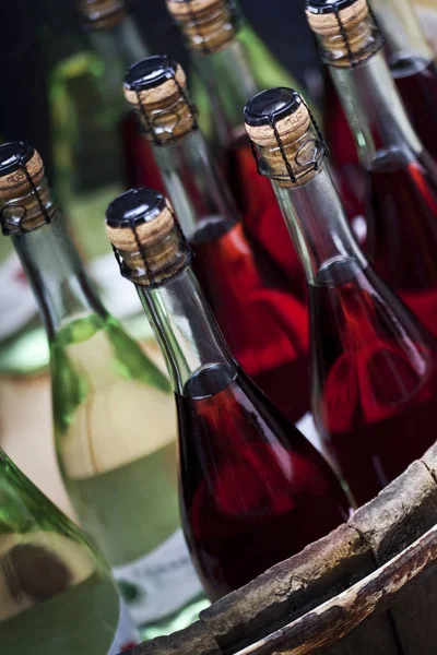 Botellas de vino —  Fotos de Stock