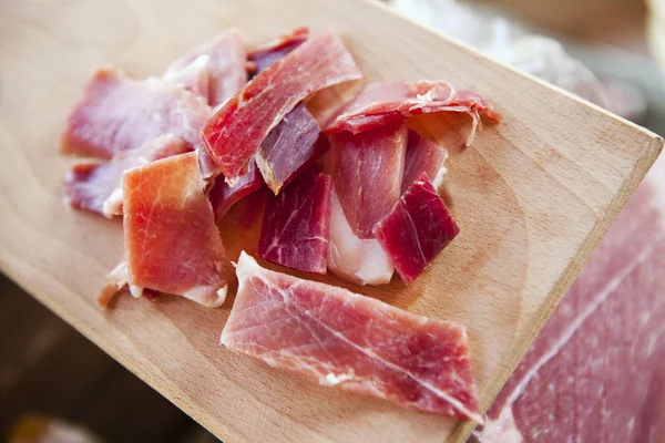 Rodajas de jamón — Foto de Stock