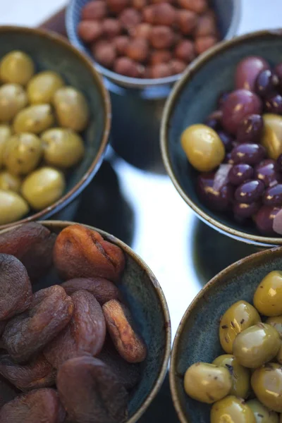 Olives et fruits — Photo