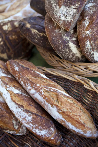 Panes en una panadería — Foto de Stock