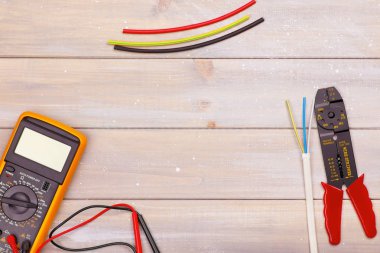 Elektrikçi araçları