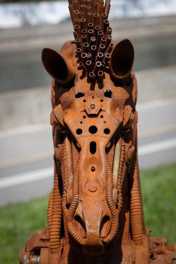 Bir robot at steampunk başkanı