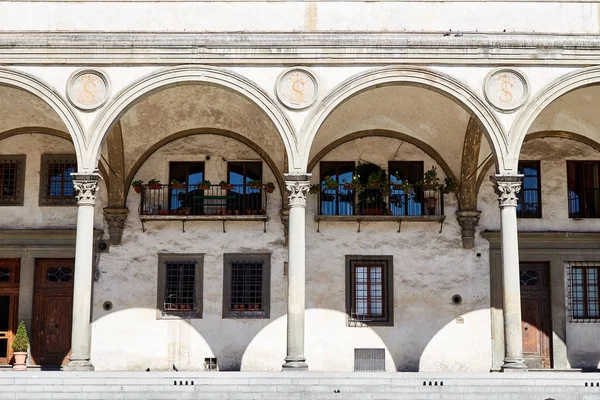 Floransa, İtalya eski binanın cephe