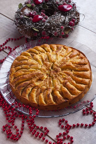 Elmalı turta arka plan ile tarçın en iyi Manzaralı