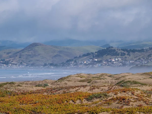 Рок Morro bay — стокове фото