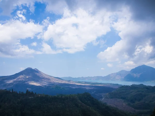 Vulcano Bali, montagna di Agung dal Kintamani a Bali — Foto Stock