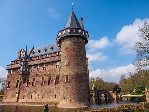Olanda castello sull'acqua de Haar — Foto Stock