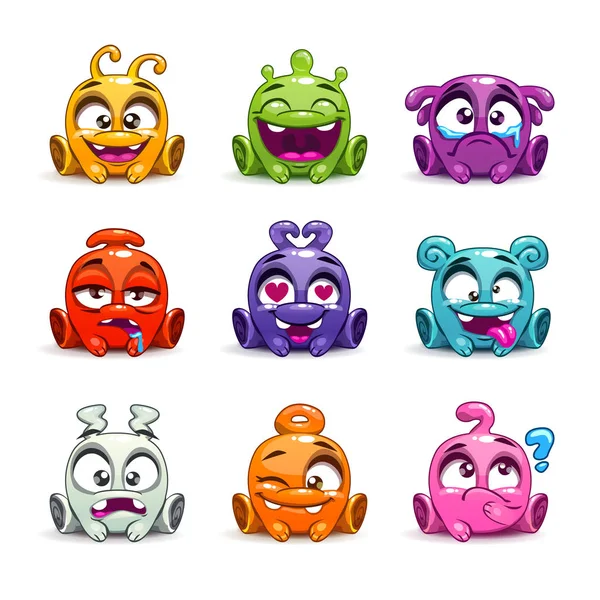 Komik karikatür renkli parlak uzaylılar set.