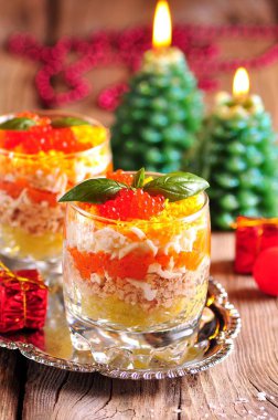 geleneksel yeni yıl Rus salatası 