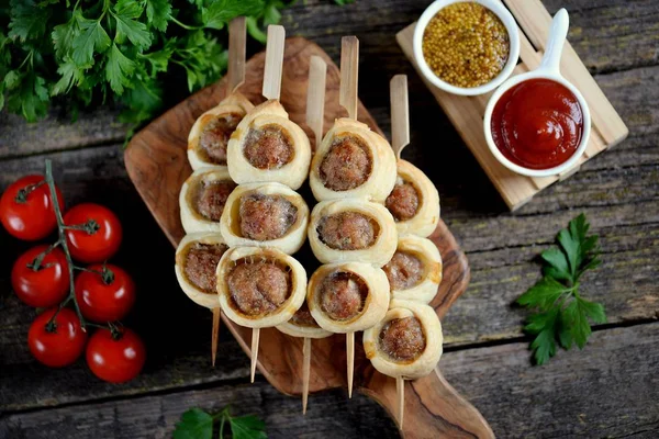 Meatballs Baked Puff Pastry — Stock Photo, Image