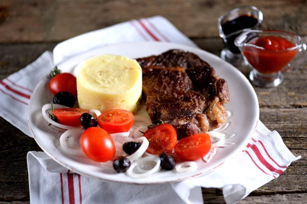 Beef Steak Mashed Potatoes Salad Cherry Tomatoes Dried Olives White — Stock Photo, Image