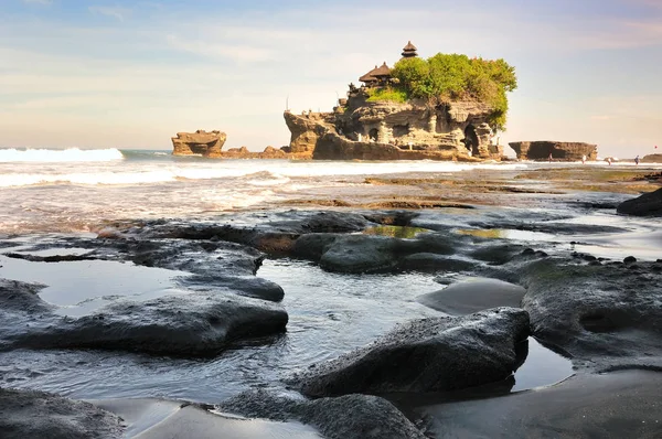 Hinduistický chrám v moři. Bali. Indonésie — Stock fotografie