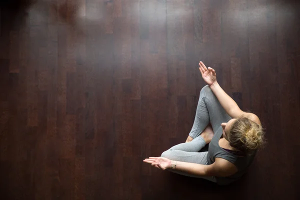 Yoga at home: meditation idea
