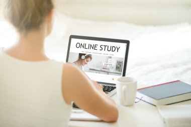 Online web hizmeti eğitimi