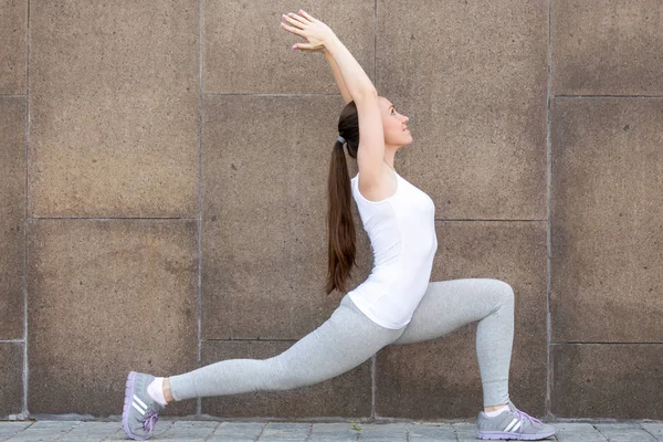 Horse rider exercise against the wall — Stock Photo, Image