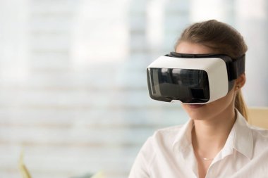 Siber deneyim Vr kulaklık konsepti ile