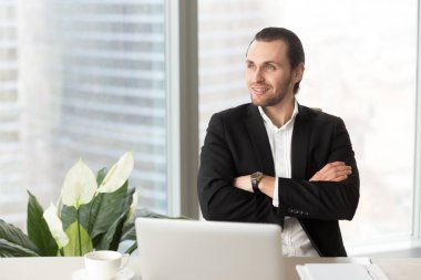 Büyük yeni başarıları hakkında rüya iş adamı