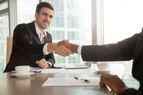 Partners shaking hands after singing contract — Stock Photo, Image