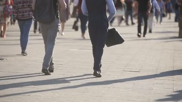 Skara Människor Ner Upptagen Street Pendlare Skyndade Till Office Jobb — Stockvideo