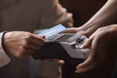 Nfc yöntemi ile ödeme yapan istemciyi kapat