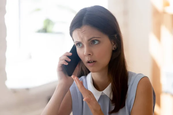 Businesswoman talking on phone with dissatisfied client solve problems distantly — Stock Photo, Image