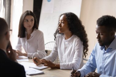 Afrika CEO 'su grup toplantısında çözüm fikirlerini paylaştı