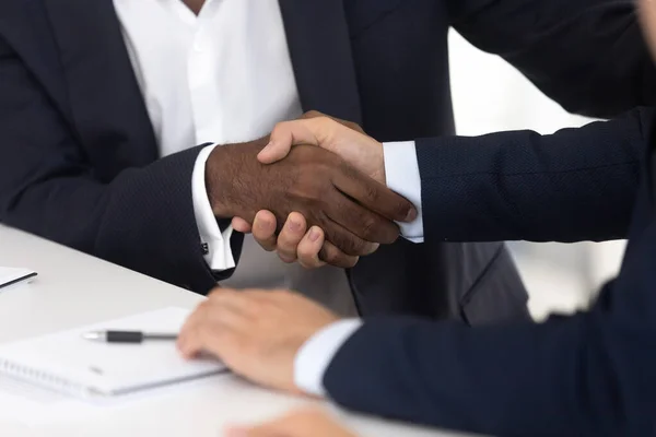 Close up of male handshake after effective negotiation — Stock Photo, Image