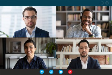 Video konferansının çok ırklı katılımcıları çevrimiçi toplantı bilgisayarlı webcam ekran görüntüsü