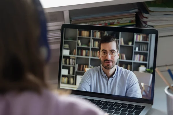 Close up of girl talk on video call with dad — Stock Photo, Image