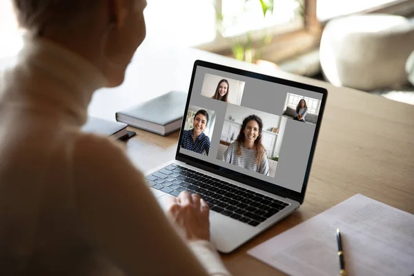 Woman have fun talking on video call with girlfriends — Stock Photo, Image