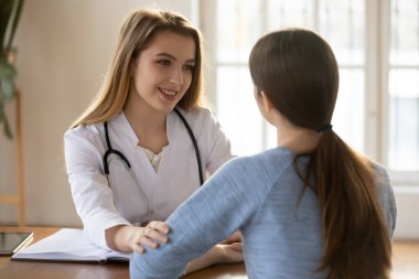 Konsültasyonda kadın doktor desteği hastayı üzdü