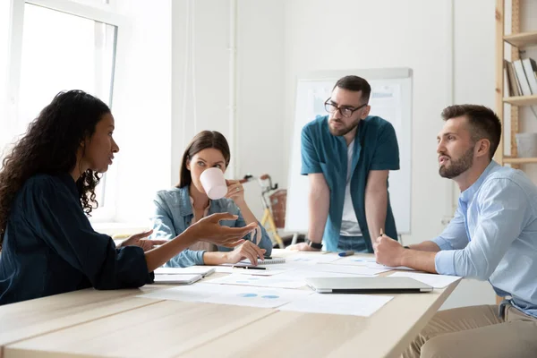 African american businesswoman coaching in boardroom at company meeting. — Stock Photo, Image