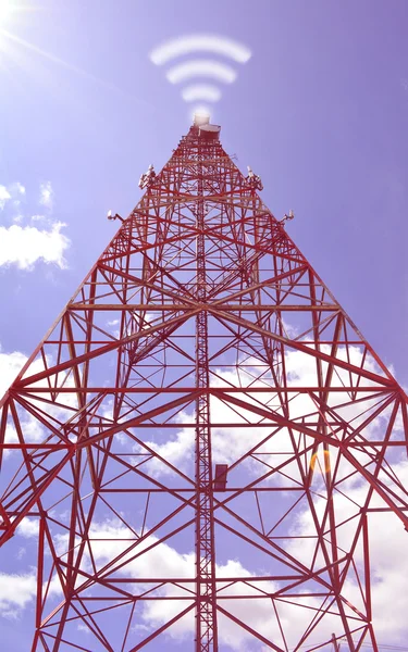 Communicatie antenne toren — Stockfoto