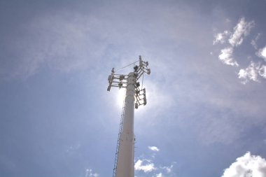 hareket eden telefon kulesi