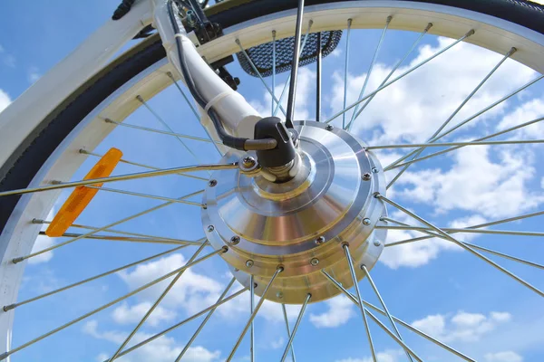 Koło roweru elektrycznego — Zdjęcie stockowe