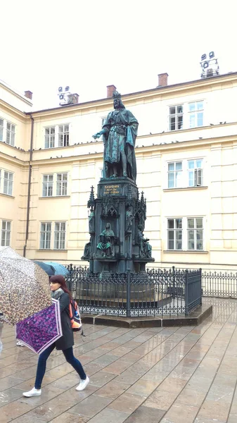 Estátua de Carlos IV perto da Ponte Carlos — Fotografia de Stock