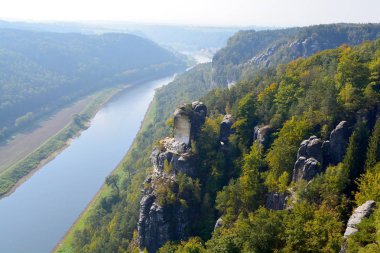 Elbe kumtaşı Dağları görünümü