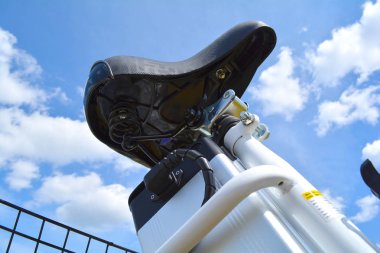 Koltuk ve pil Elektrikli bisiklet