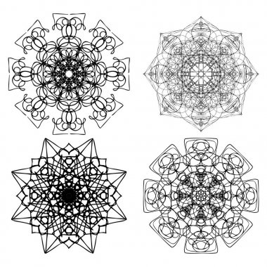 Güzel boho yuvarlak mandala kümesiyle. 