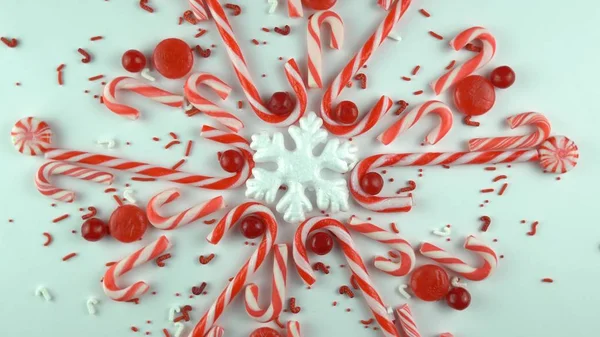 Karácsonyi ünnepek, ünnepi hópihe kaleidoszkóp mandala conce — Stock Fotó