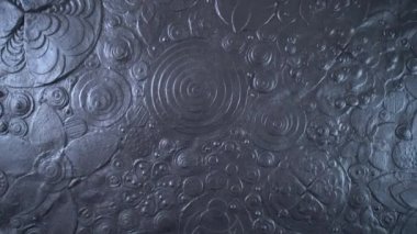 Yaz festivali ya da yaz ortası, gündönümü çağdaş sanat eserleri kumaş boyama. Fantezi çiçeklerinden yapılmış çiçek desenli rotasyon manzarası. Valentine 'ın arka planının düz yatağını görüntüle.