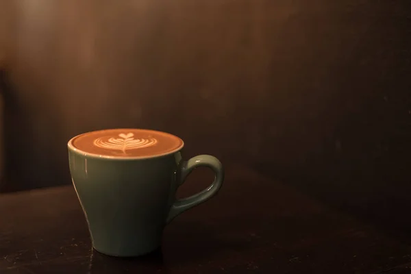 Tazza di caffè caldo in ceramica — Foto Stock