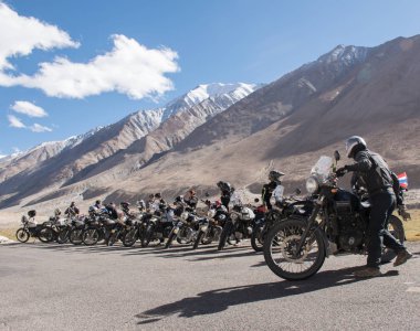 leh lardakh, Hindistan ile güzel motosiklet ve motosiklet yol gezisi